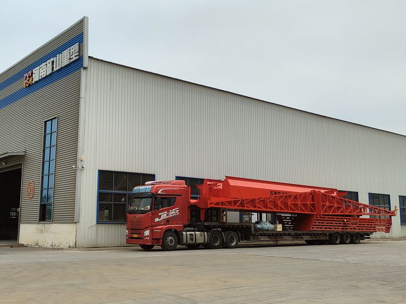 電動葫蘆門式起重機 2臺 MHxh10t—27m 制作完成，發(fā)往甘肅蘭州交付客戶使用